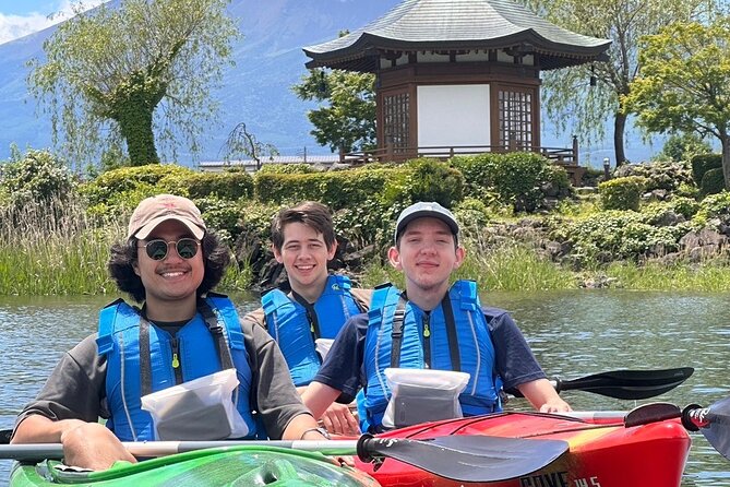 Early Morning Kayaking With Views of Mt Fuji at Lake Kawaguchiko - Price and Value: How $66.07 Adds Up for 1.5 Hours