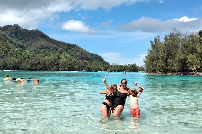 Eco guided excursion to the lagoon of Moorea in a transparent kayak Afternoon 2h - Where to meet and what to bring (without overthinking)