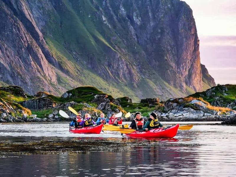 Eggum Lofoten: Kayaking Tour in Lofoten with Snacks - Paddling around the small islands: what the water is really like
