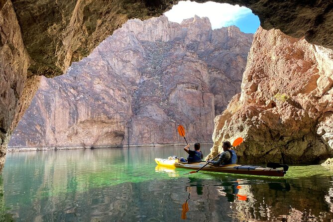 Emerald Cave Deluxe Kayak Tour with Catered Lunch & Guide - Who This Tour Really Suits (And Who Might Want a Different Day)