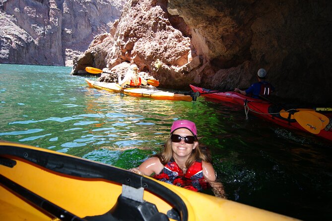 Emerald Cave Express Kayak Tour with Scenic & Historic Stops - Guides make the difference: the personalities that drive the day