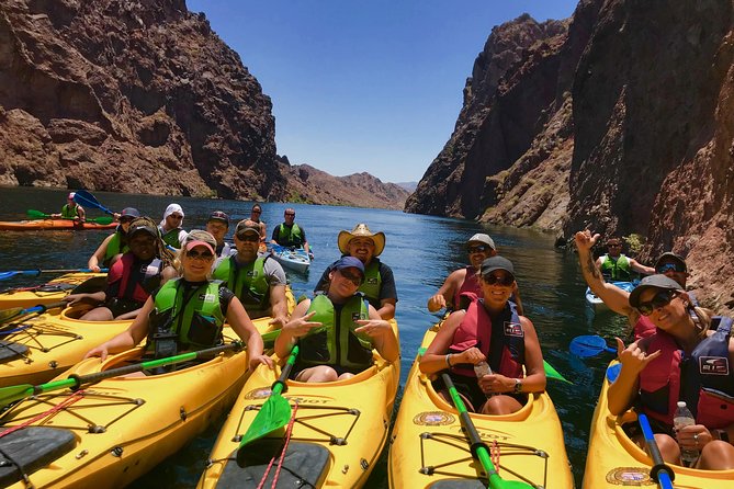 Emerald Cave Kayak Tour: Scenic Paddle with Optional Shuttle - The paddle: what 5 miles on the Colorado River feels like