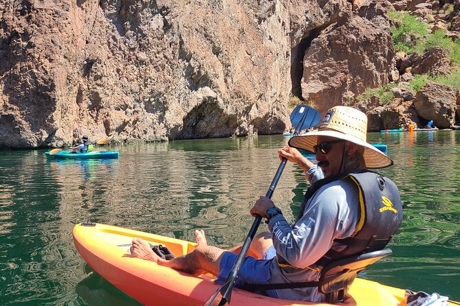 Emerald Cave Kayak Tour with Wildlife, Swim & Shuttle Option - Pacing and Group Size: Why Some Days Feel Better Than Others