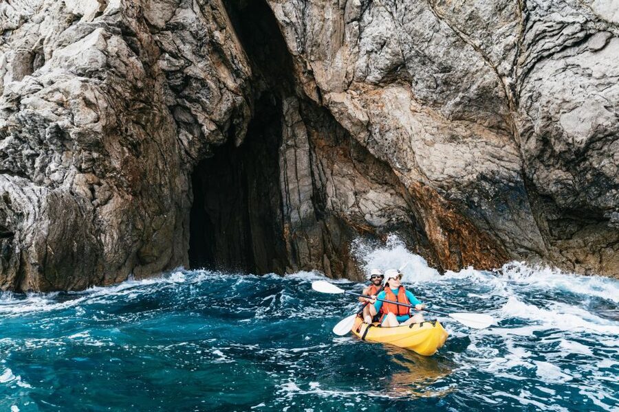 Es Figueral: Guided Kayaking and Snorkeling Tour - The first paddle stretch: Es Figueral and the warm-up sightseeing