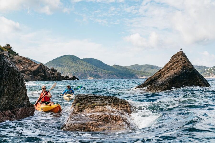 Es Figueral: Guided Kayaking and Snorkeling Tour - Meeting at Kayak-Ibiza: gear setup and how you get comfortable fast