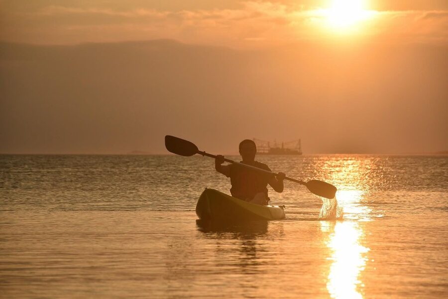 Explore Santorini's Waters: Kayak Rental Adventure - Perivolos Beach Kayak Rental: what 1 hour really feels like