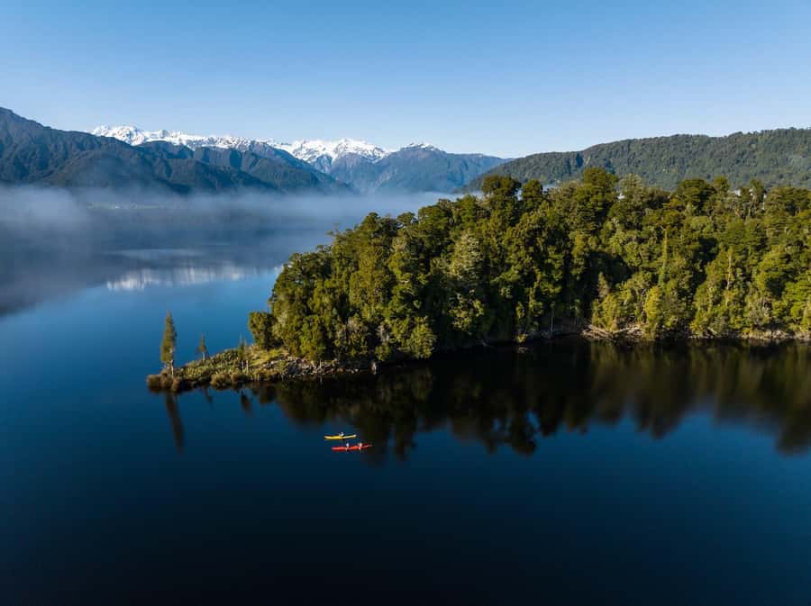 Franz Josef: Kayak & Walking Tour to Okarito Kiwi Sanctuary - Lake Mapourika’s Quiet Calm: Why This Kayak Section Works