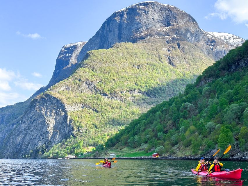 From Flåm: Nærøyfjord 3 Day Kayaking and Camping Tour - Packing list that won’t fail you in fjord weather
