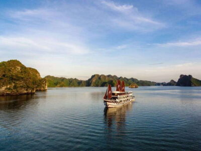 From Lan Ha Bay: 3-Day 2-Night Cruise with Meals & Kayaking - Your cabin on V’Spirit: balcony views and the bathtub perk