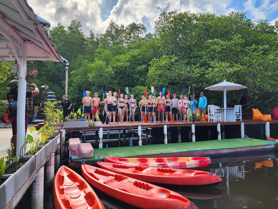 From Lembongan: Kayak/Paddleboard/Boat Mangrove Tour - A one-hour mangrove paddle that feels easy (and special)