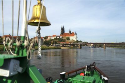 From Meissen: Paddle Steamer Tour to Dresden - Onboard Experience: Paddle Steamer Rhythm and Audio Commentary