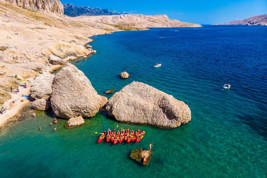 From Metajna/Novalja: Pag Bay Guided Sea Kayaking Tour - Malin Beach: the fresh water stop (and a chance to recharge)