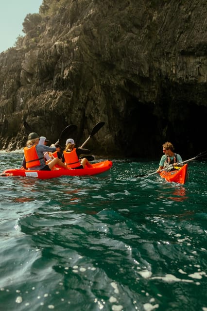 From Monterosso to Vernazza: Guided Cinque Terre Kayak Tour - Guides and pacing: why the small details matter