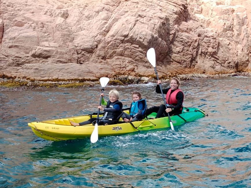 From Sant Feliu de Guíxols: Kayak and Snorkel in Costa Brava - What to bring (and what to skip) so you’re not scrambling