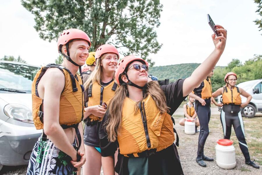 From Zagreb: Mrežnica kayaking & Rastoke village - day trip - The base camp finish: hammock time, cold beer, and hanging out in nature