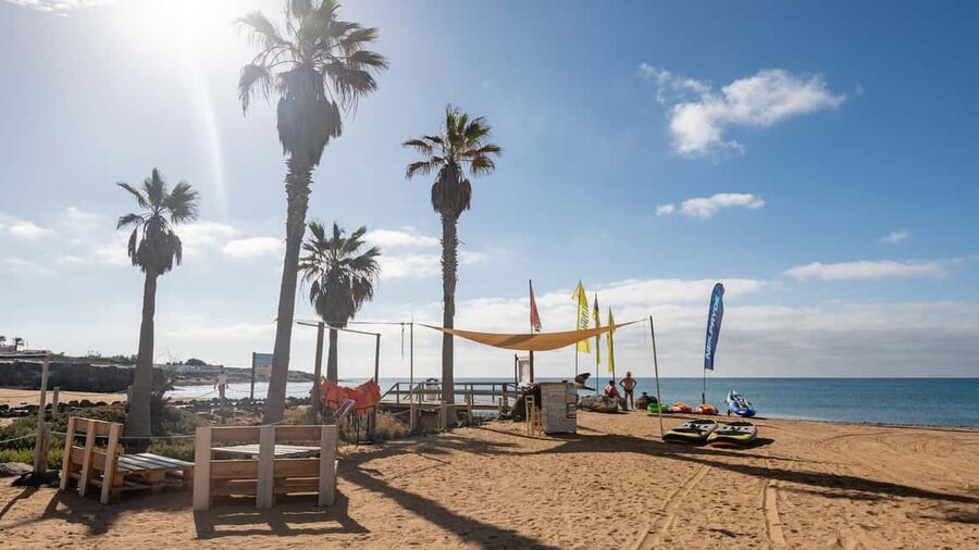 Fuerteventura: Explore Costa Calma Bay on a SUP Board! - Staff and equipment: why “high-quality boards” is more than marketing
