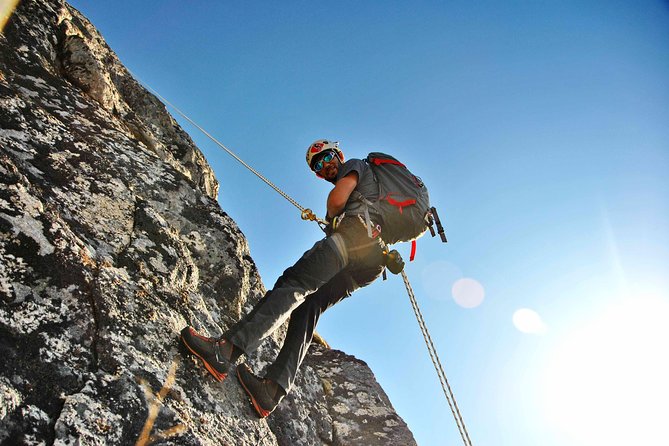 Full Day Combo Kayak and Rappel - Northern Explorer - Sea Kayaking, Rappel, and Hike: Why This Combo Works in Lofoten