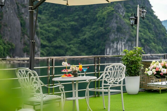 Full day Halong Bay Luxury Cruise - buffet lunch, kayak, swim. - What this Ha Long Bay luxury cruise gets right from Hanoi