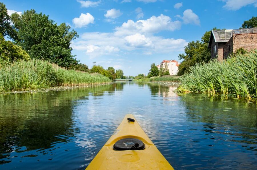 Gdansk: Guided Kayak Tour - From the shipyard into the Main City: where the route starts to feel special