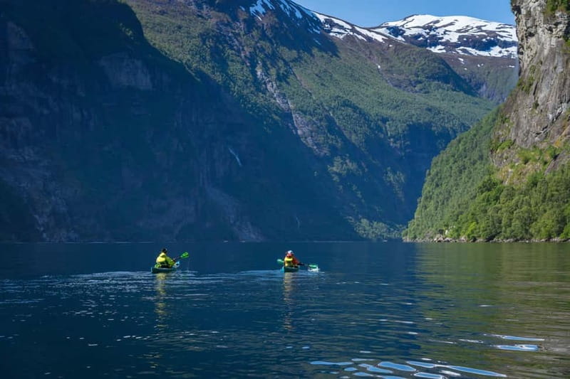 Geiranger: Kayak Tour with Waterfall Views - Meeting at Grande Fjord Hotel: how the start actually works