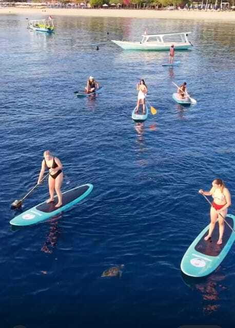 Gili sunrise stand-up paddle boarding (drone photoshoot) - Turtles and calm water: the bonus wildlife moment