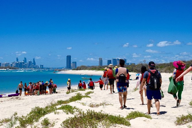 Gold Coast Kayaking & Snorkelling Tour (2.5 Hours) - Guides Make the Difference: Nelson, Gonzalo, Caroline (and Teamwork)