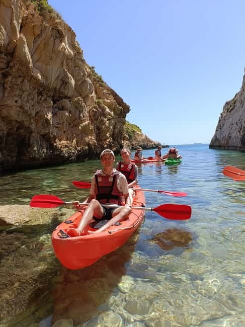 Gozo: 1 Hour Kayak plus +Cave Tour + Drop off Blue Lagoon - Santa Maria Caves: a 20-minute boat ride right inside the rock