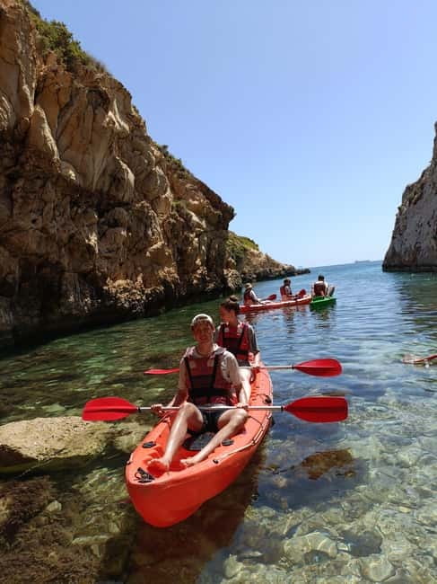 Gozo: 1 Hour Kayak plus +Cave Tour + Drop off Blue Lagoon - Blue Lagoon drop-off: how to use your free time well