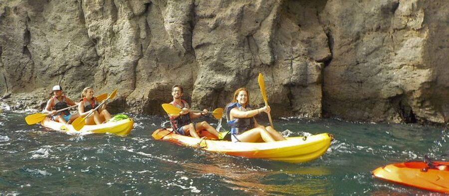 Gran Canaria: South Coast Guided Kayaking Trip - Equipment, Picnic, and the Things You Must Bring