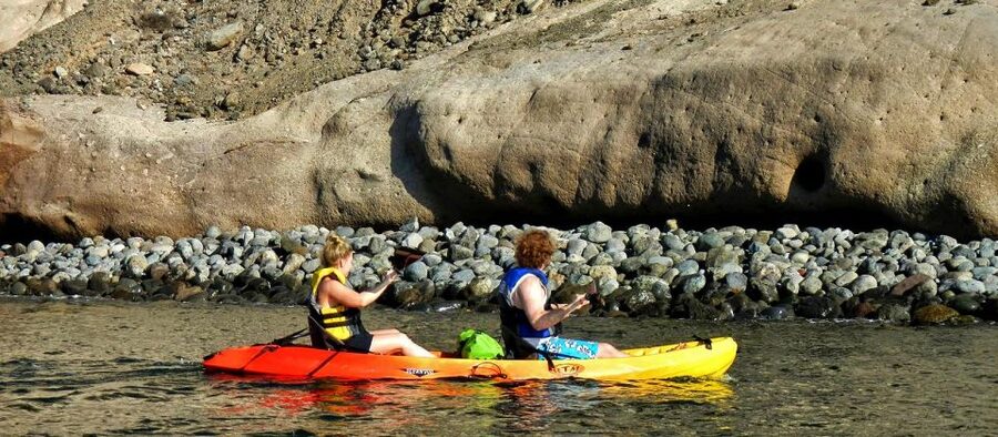 Gran Canaria: South Coast Guided Kayaking Trip - The First Paddle: Across the Beach and Through the Rocks