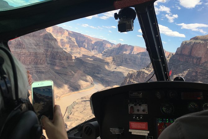 Grand Canyon Helicopter Tour and River Raft or Emerald Cave Kayak - Camera moments: where you’ll actually get good shots