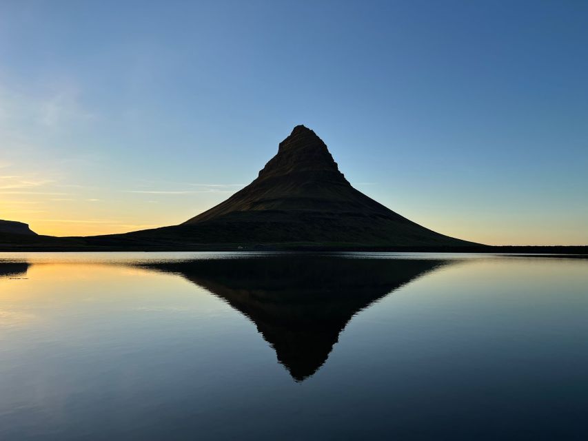 Grundarfjörður: Midnight Sun Kayaking Adventure - Kirkjufell from a kayak during midnight sun hours