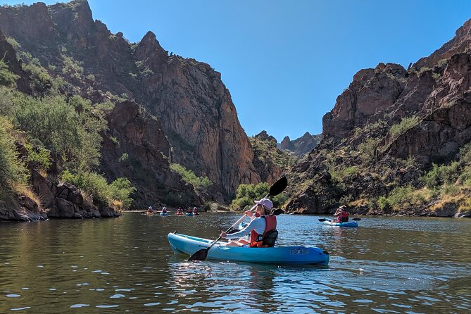 Guided 2.5 Hours Kayaking & Paddle Boarding on Saguaro Lake - Getting started: what the first 20 minutes are really for