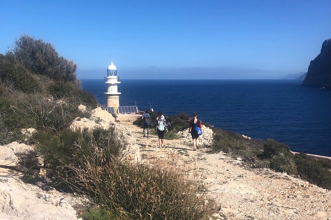 Guided Kayak & Hike from Sant Elm to Sa Dragonera - Getting there and meeting at Keida Enjoy Mallorca