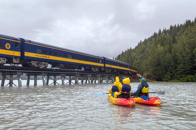 Guided Kayak Tour on Trail Lake - Moose Pass in 15 minutes: small-town stories you can’t Google from a screen