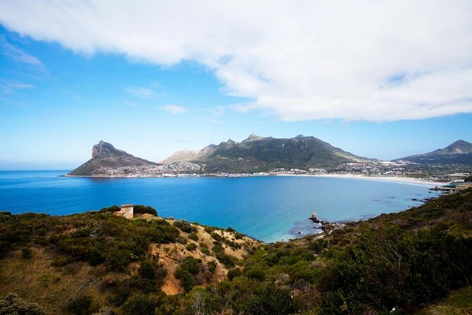 Guided Kayaking in Hout Bay - Step One at the Water: Gear, Safety Focus, and Phone Reality