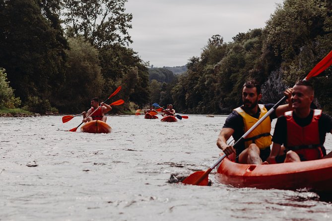 Guided kayaking on the Nalón river Oviedo - Who this Nalón kayaking trip fits best
