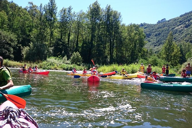 Guided kayaking on the Nalón river Oviedo - The 10:30 a.m. flow: what your 4 hours actually look like