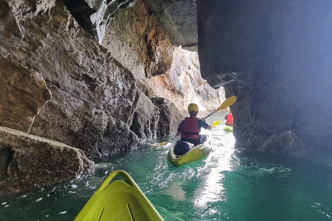 Guided kayaking trip exploring the secrets of the Tenby coastline - Key things you’ll notice on this Tenby coastline kayak