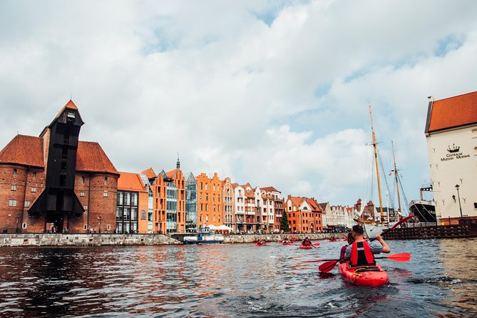 Guided Sightseeing Kayak Tour at Gdansk - Key things you’ll notice fast