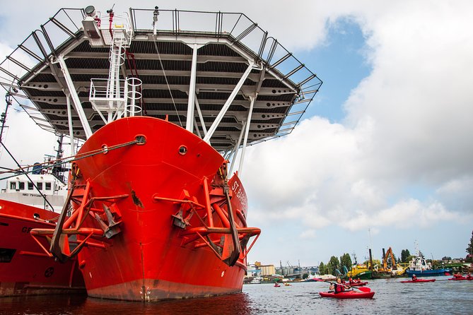 Guided Sightseeing Kayak Tour at Gdansk - The Motława loop: Granary Island and Olowianka Island