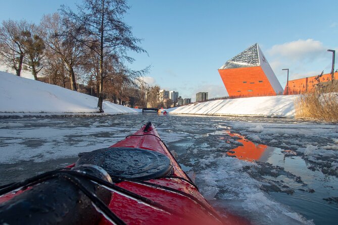 Guided Winter Kayak Tour in Gdańsk & Hot Chocolate Treat - Small Group, Double Kayaks, and Drysuits: staying warm without fuss