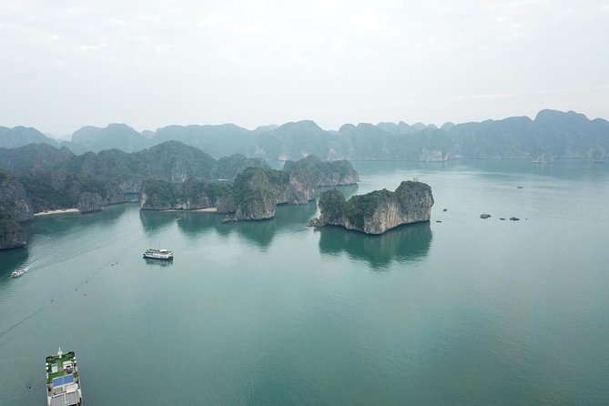 Ha Long Bay Six Hours Trip Kayaking & Swimming on Beach - Climbing for the Lookout: Where the Effort Pays Back