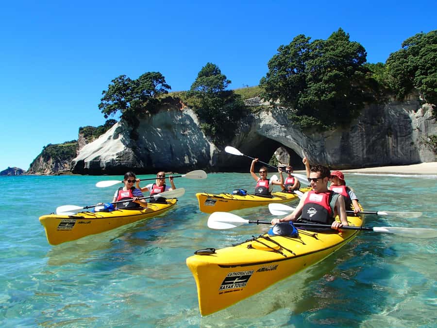 Hahei: Cathedral Cove Kayak Tour - Refreshments included - How they keep it beginner-friendly on double kayaks