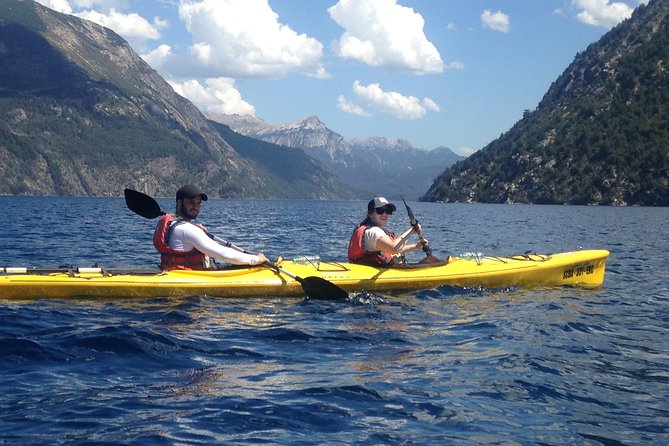 Half a day of kayaking on the Nahuel Huapi lake in private service - Bahía López to Brazo Tristeza: what you’ll see and why it’s worth the paddle
