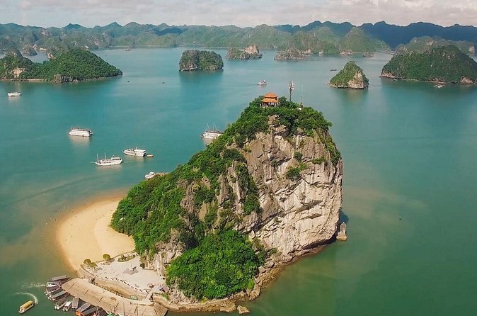 Half Day Explore Halong Bay With Lunch, Sung Sot Cave, Titop Island and Kayaking - Return to port: finishing with time to decompress