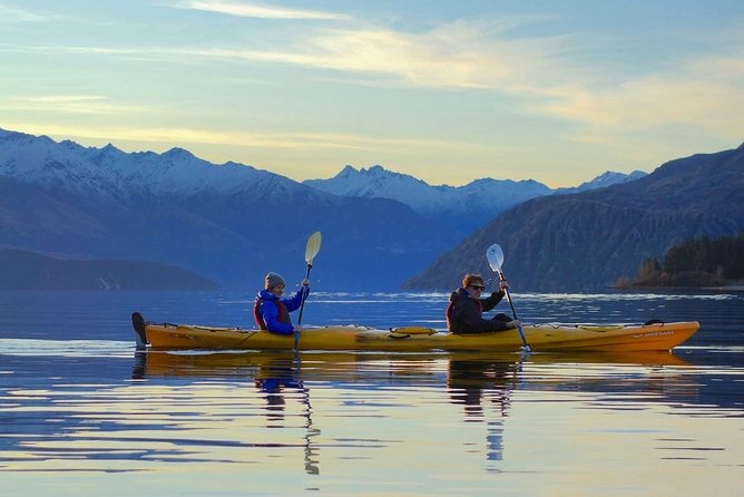 Half-Day Kayak Experience on the Mighty Clutha River from Wanaka - Stop 1 on the Clutha: 22 kilometers of gentle Grade 1–2 paddling