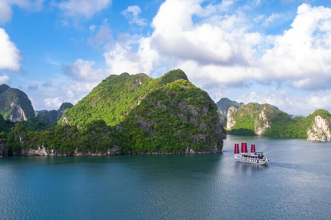 Halong & Bai Tu Long Luxury Day Tour - Fishing village & Kayak - Halong Bay and Bai Tu Long Bay: how the itinerary uses your limited time