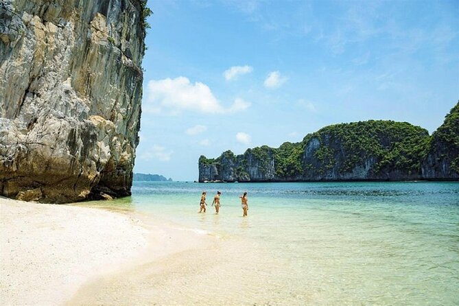 Halong Bay 2 Day Luxury Cruise 6 Star - Evening on the bay: sunset party and night-time comfort
