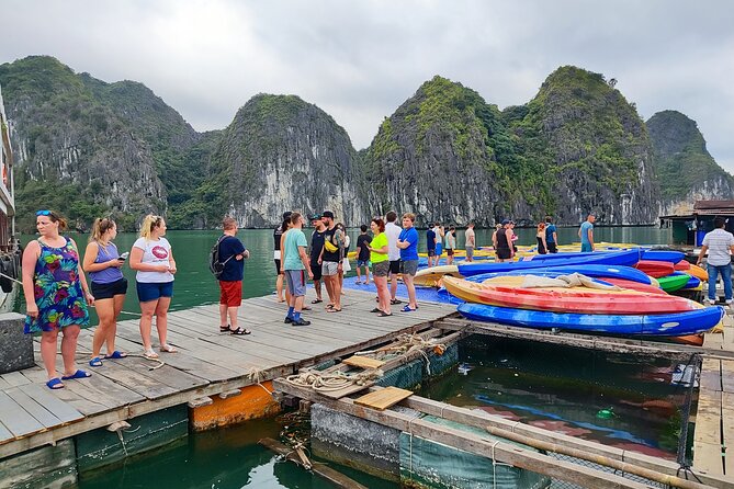 Halong Bay 2 days on classic cruise, small group, biking-kayaking - Food and onboard extras: fish massage, squid fishing, and real variety